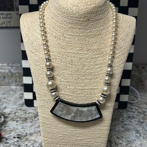 Elegant Abalone and Silver Tone Lee Sands (suspected-not marked) Necklace
